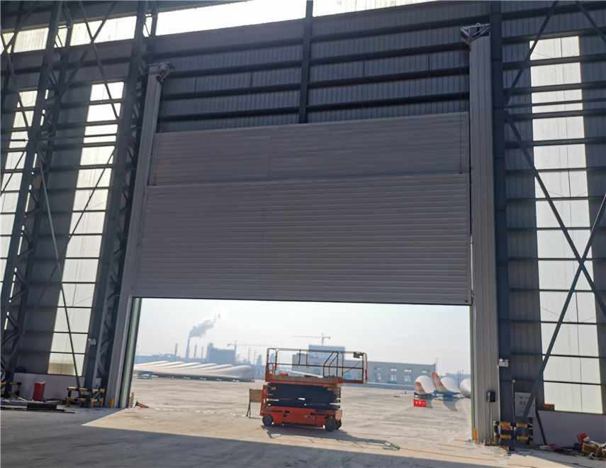 TSM 配重式分段提升门